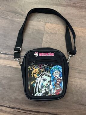 Monster High 2013 Black Crossbody Bag - Frankie/Cleo/Ghoulia - One Size